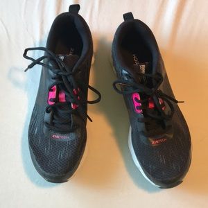 Women’s Running Shoes!